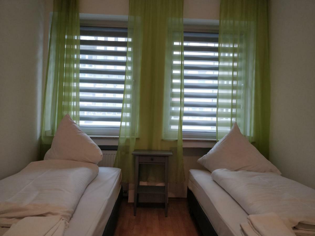 Aparthouse Graf-Adolf ดุสเซลดอร์ฟ ภายนอก รูปภาพ